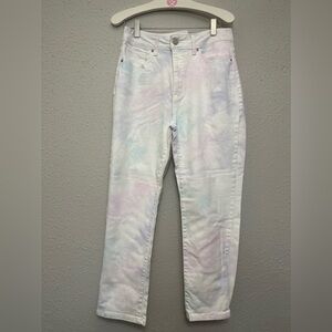 Time and Tru White Straight Leg Jeans